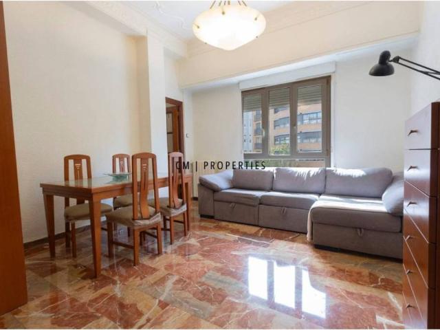 Piso en Alquiler en València