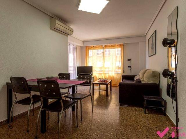Piso en Alquiler en València