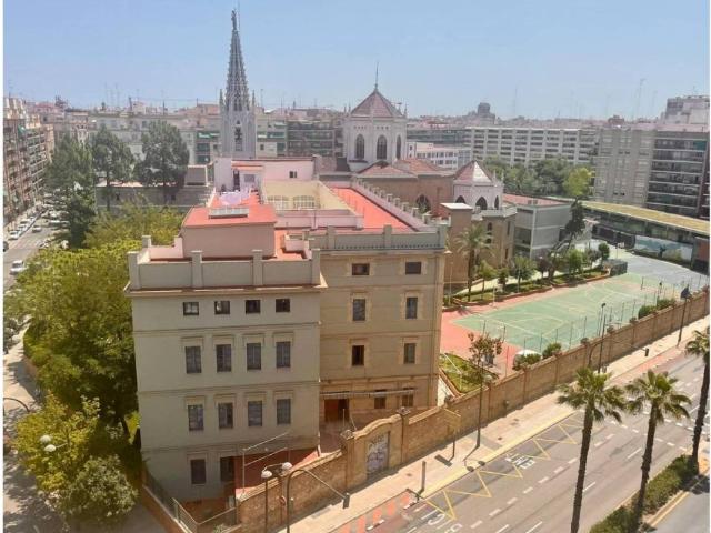 Piso en Alquiler en València
