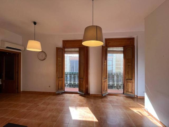 Piso en Alquiler en València
