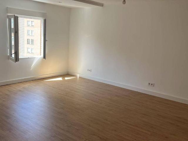Piso en Alquiler en València