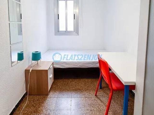 Piso en Alquiler en València