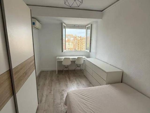 Piso en Alquiler en València