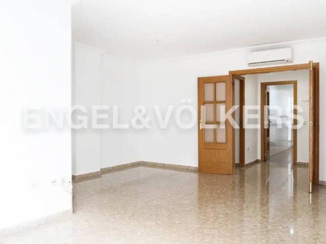 Piso en Alquiler en València