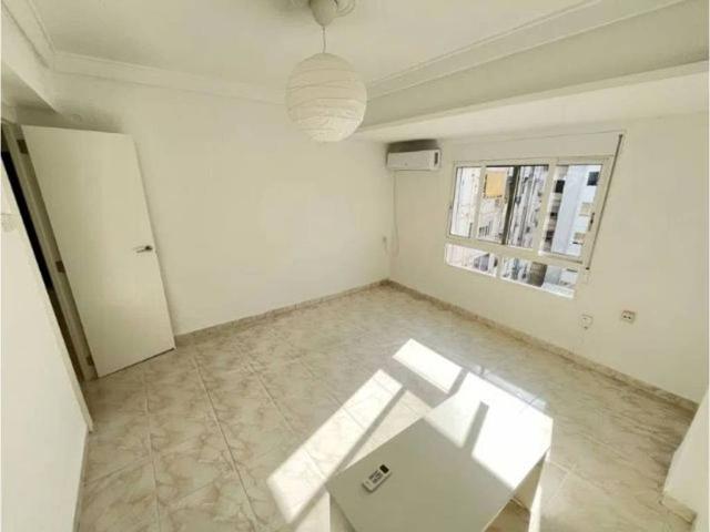 Piso en Alquiler en València