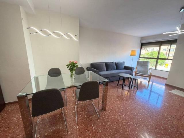 Piso en Alquiler en València
