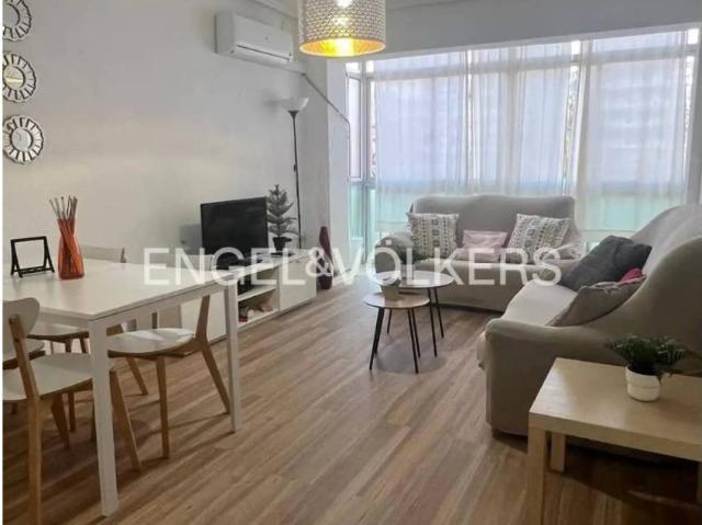 Piso en Alquiler en València