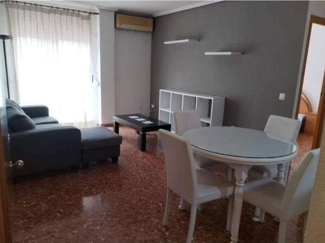 Piso en Alquiler en València