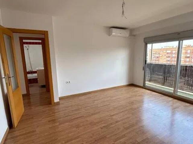 Piso en Alquiler en València