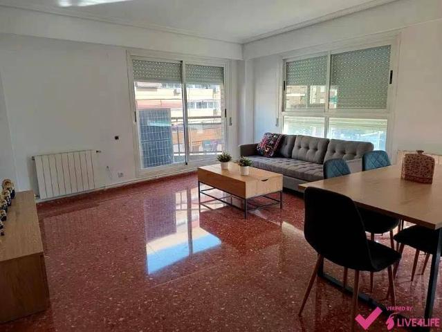 Piso en Alquiler en València