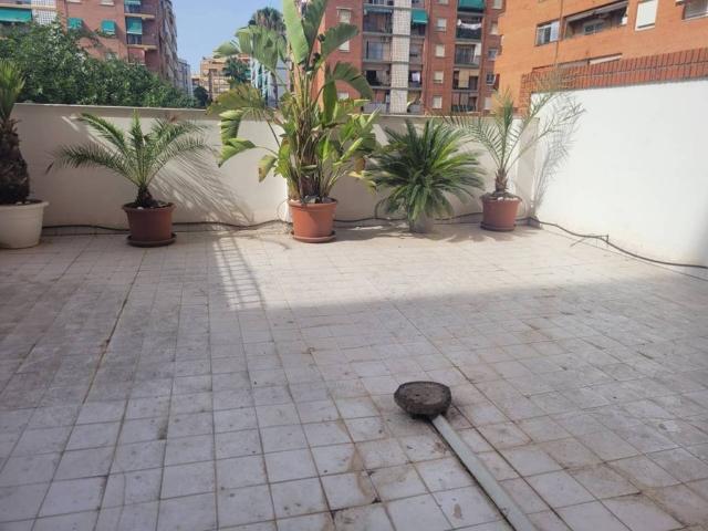 Piso en Alquiler en València