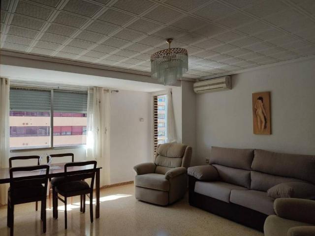 Piso en Alquiler en València