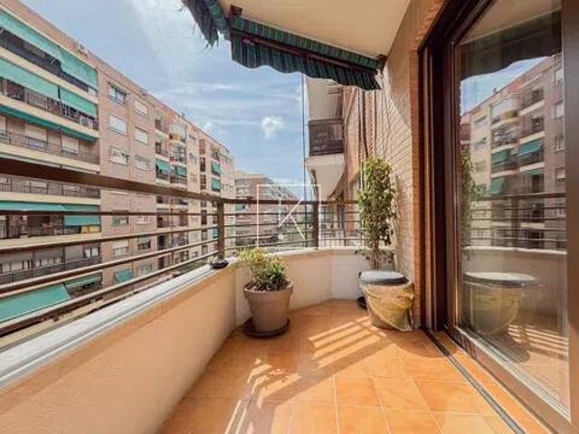 Piso en Alquiler en València