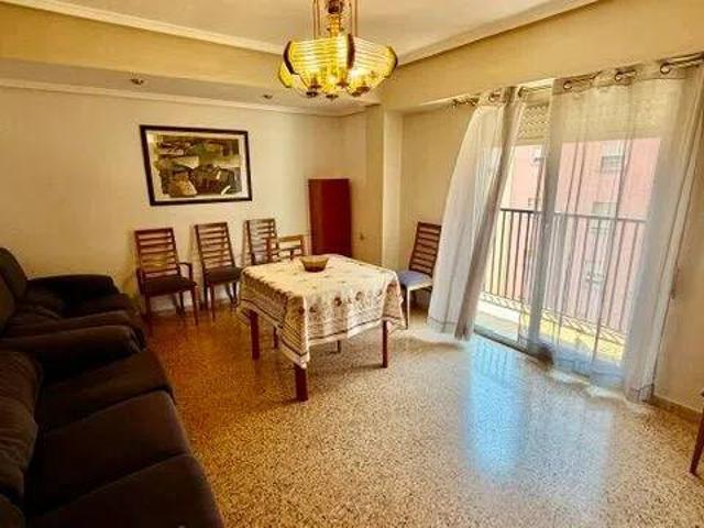 Piso en Alquiler en València