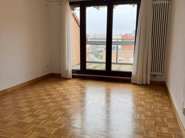 Piso en alquiler en Valladolid, La rubia