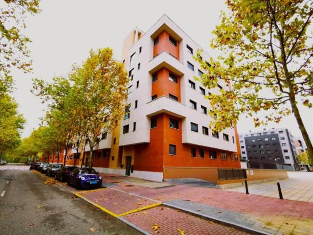 Piso en alquiler en Valladolid, Villa del Prado