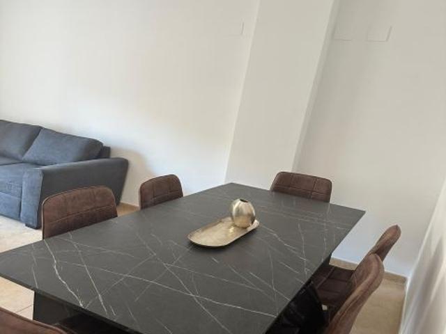 Piso en Alquiler en Villajoyosa, Alicante