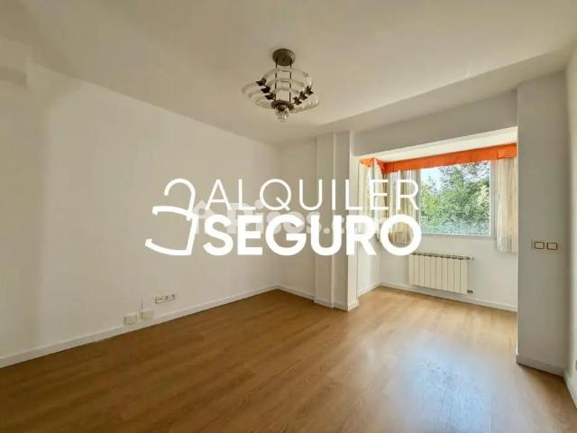 Piso en alquiler en Villalba Estación