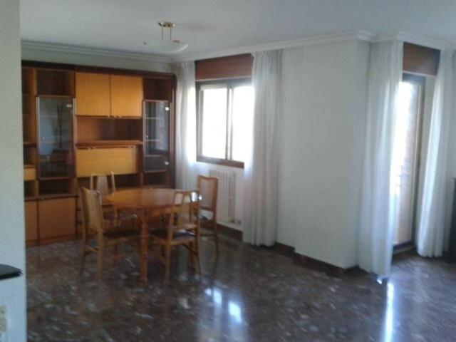 Piso en Alquiler en Zaragoza