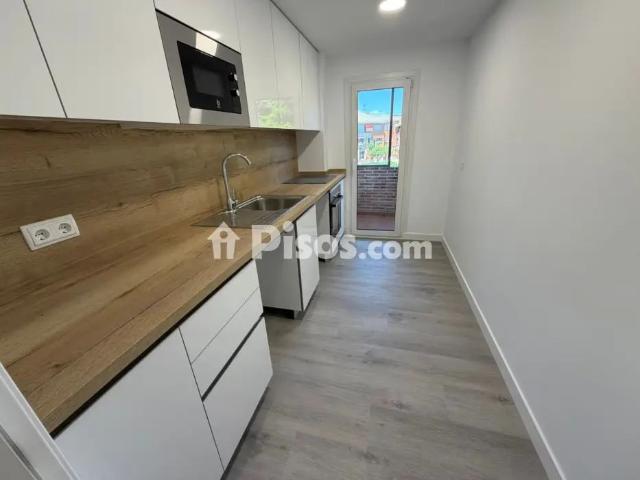 Piso en alquiler en Zona Calle Casa Amarilla