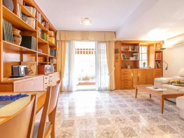 Piso en alquiler en Zona Esperanza de Triana
