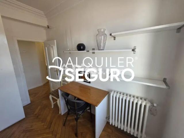 Piso en alquiler en Zona Sur Bº Cortes