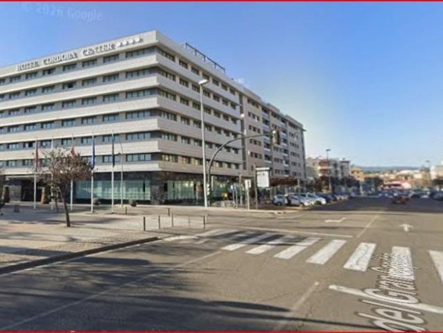 Piso en alquiler junto a Vial CENTER con garaje incluido