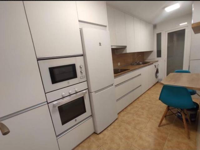 Piso en alquiler junto plza españa, Armilla