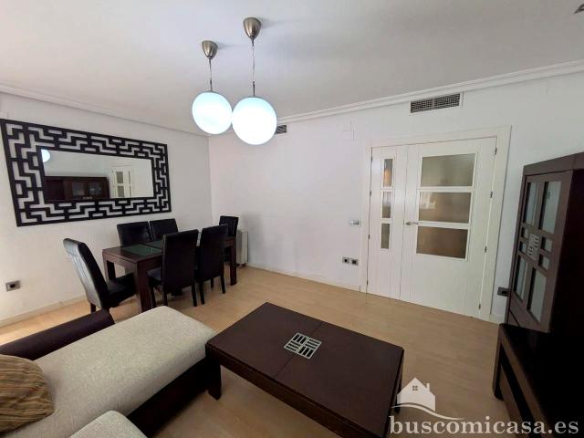 Piso en alquiler Linares