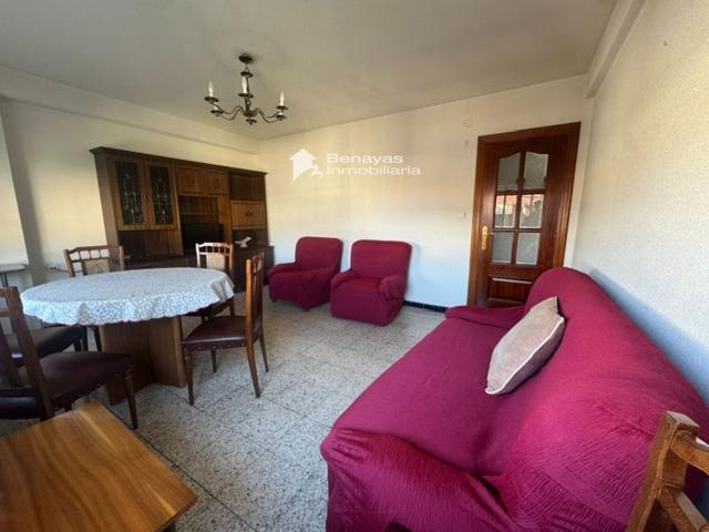 PISO EN ALQUILER PARA 3 CHICAS ESTUDIANTES!