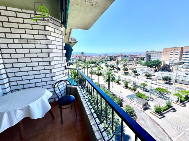 PISO EN ALQUILER PARA ESTUDIANTES CHICAS GRANADA zona Ribera del Beiro