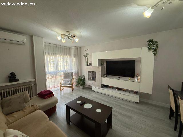 ? ¡PISO EN ALQUILER TOTALMENTE REFORMADO Y AMUEBLADO EN CALLE HIGINIO RODRÍGUEZ – 1.300€/MES!