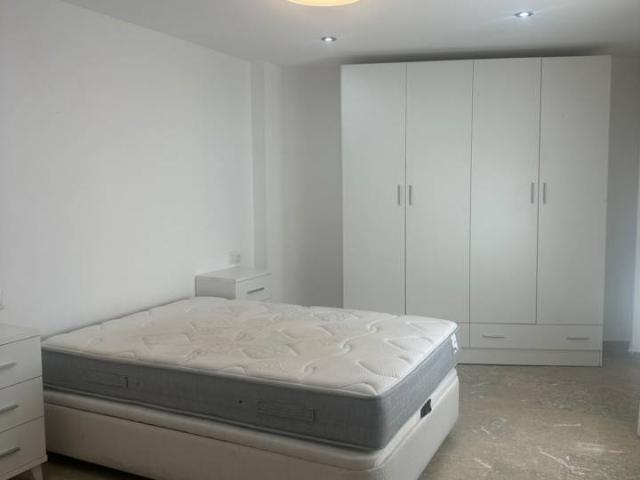 PISO EN ALQUILER – ZONA SAN FERNANDO / ESTACIÓN BADAJOZ