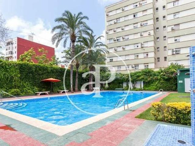 Piso en alquiler 4 dormitorios en residencial junto Nuevo Parque Central