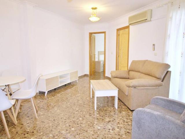 PISO EN ALQUILER