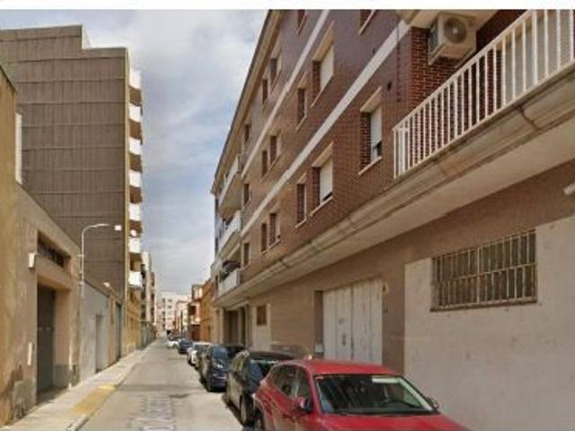 PISO EN AMPOSTA