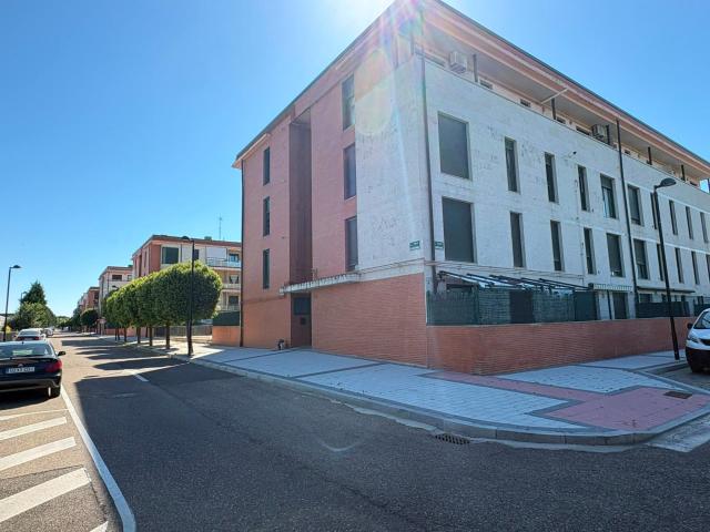 PISO EN ARROYO DE LA ENCOMIENDA TOTALMENTE AMUEBLADO