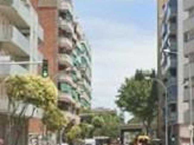PISO EN BADALONA