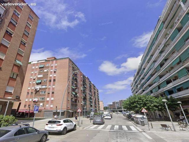 PISO EN BADALONA