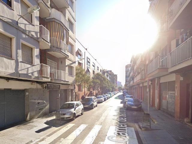 PISO EN BADALONA