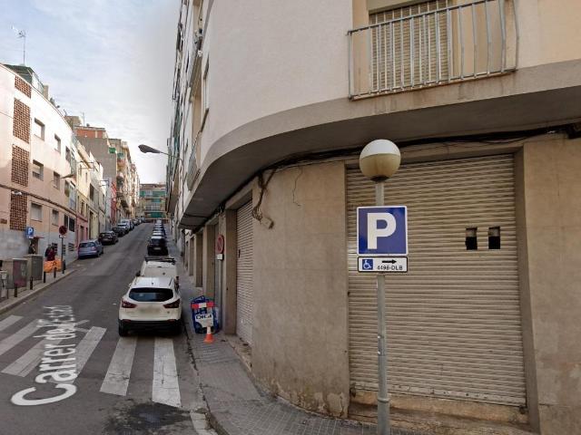 PISO EN BADALONA