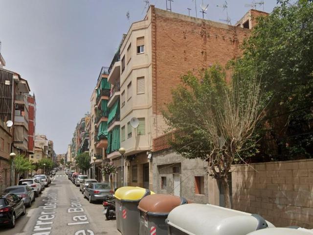 PISO EN BADALONA