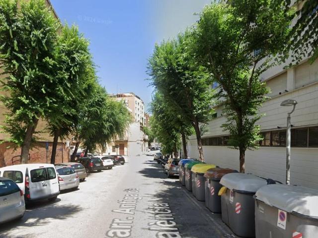 PISO EN BADALONA
