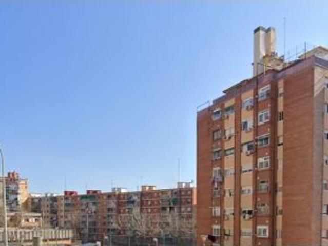 PISO EN BADALONA