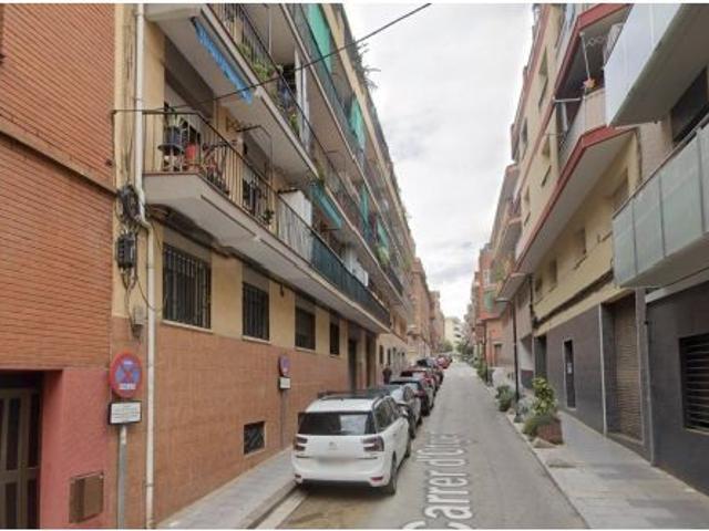 PISO EN BADALONA