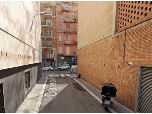PISO EN BADALONA