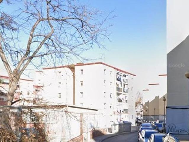 PISO EN BADALONA