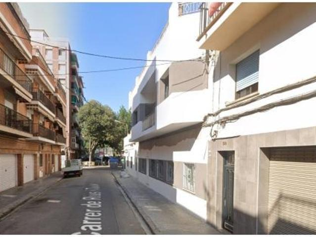 PISO EN BADALONA