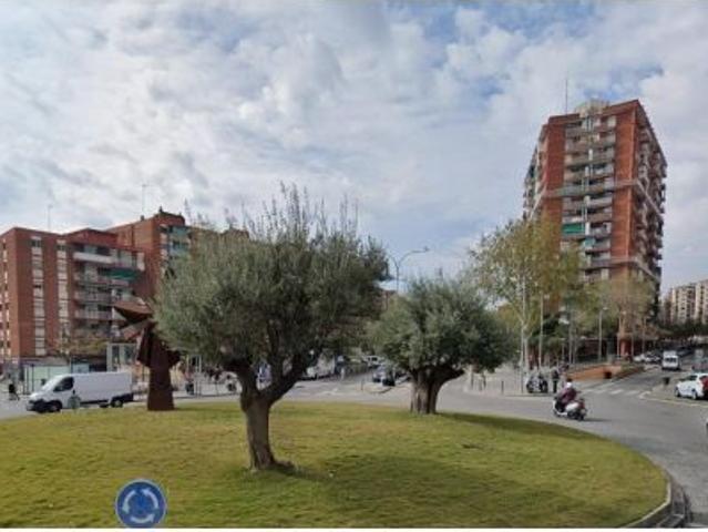 PISO EN BADALONA