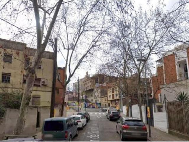 PISO EN BARCELONA